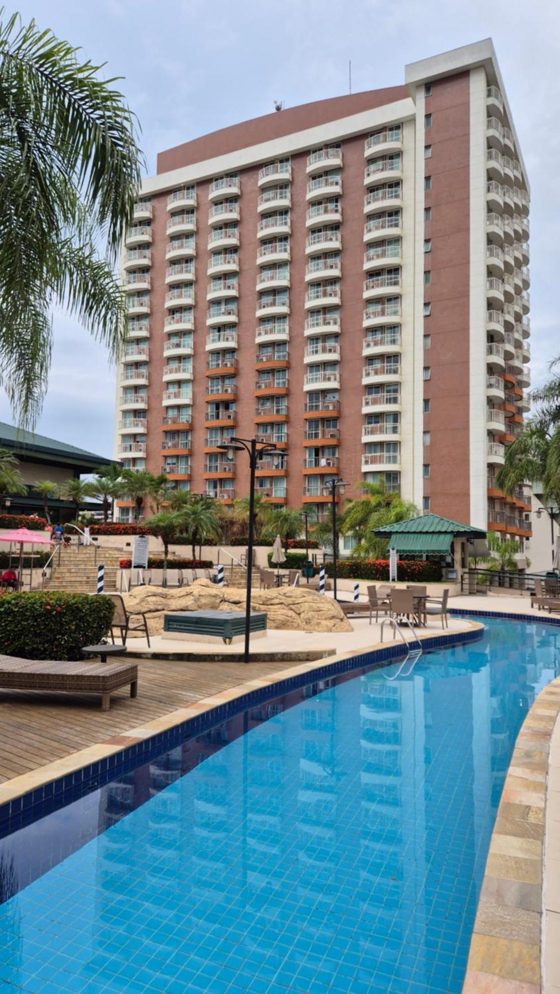 Plaza Barra First -